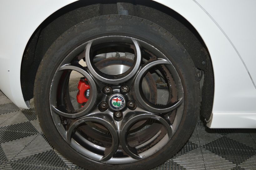 ALFA ROMEO GIULIETTA SERIE 2 2017 - Photo n°5