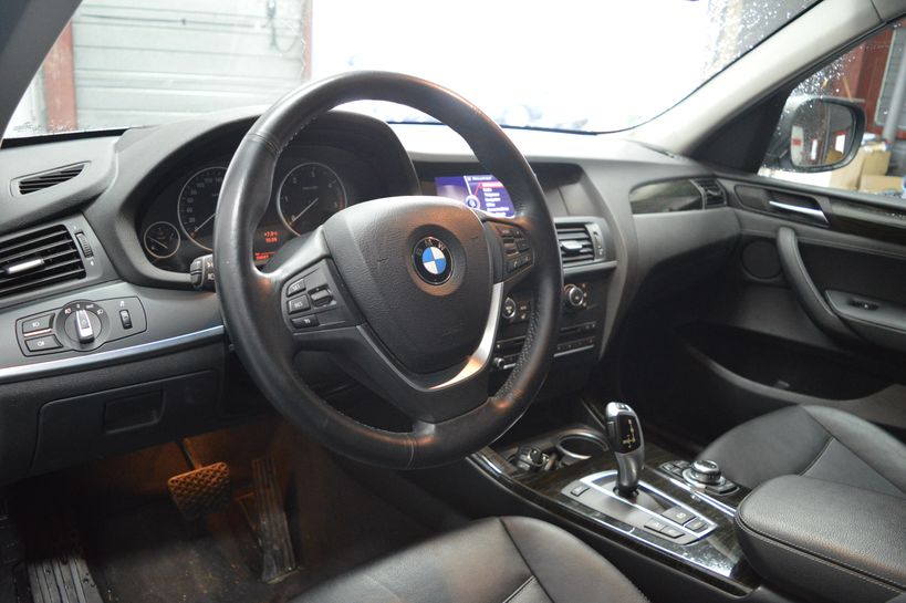 BMW X3 F25 2011 - Photo n°12