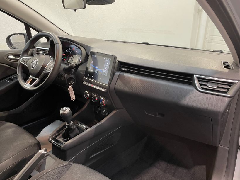 RENAULT CLIO V 2022 - Photo n°9