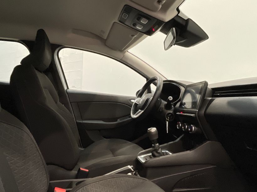 RENAULT CLIO V 2020 - Photo n°20