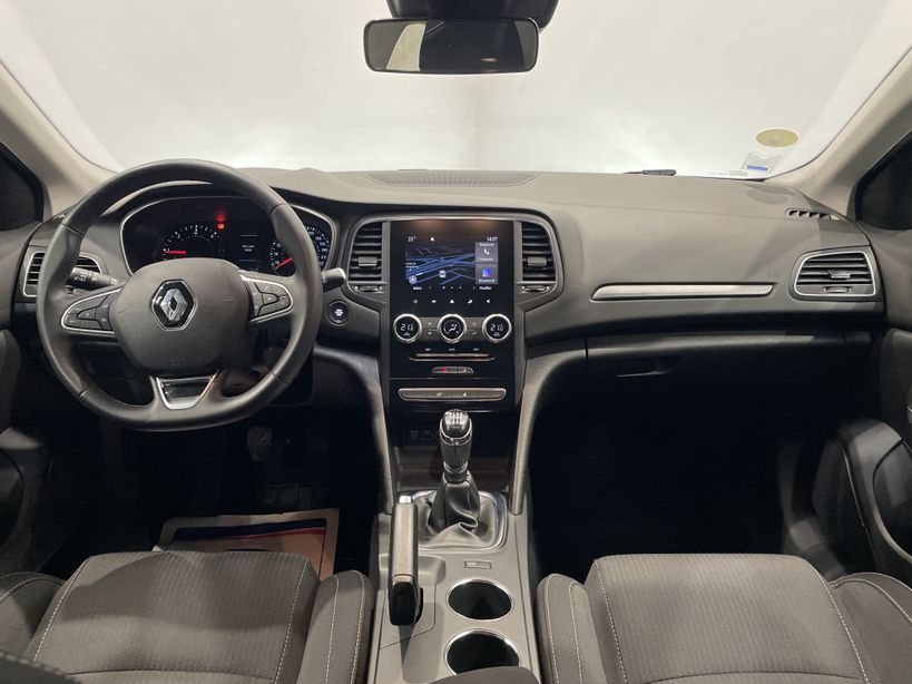 RENAULT MEGANE IV BERLINE 2021 - Photo n°13
