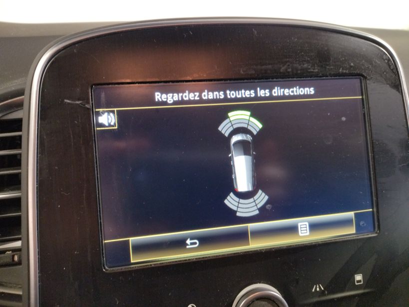 RENAULT GRAND SCENIC IV 2019 - Photo n°16