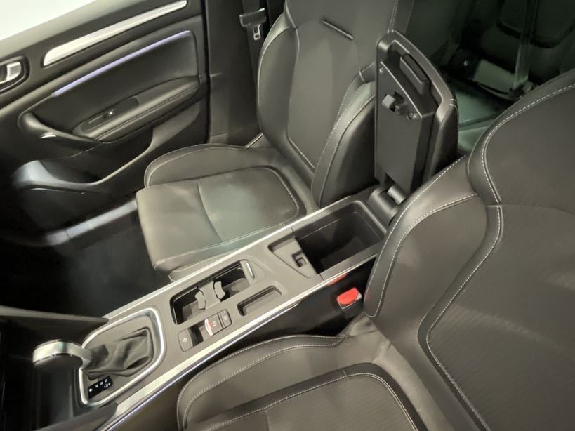 RENAULT MEGANE IV ESTATE 2022 - Photo n°22