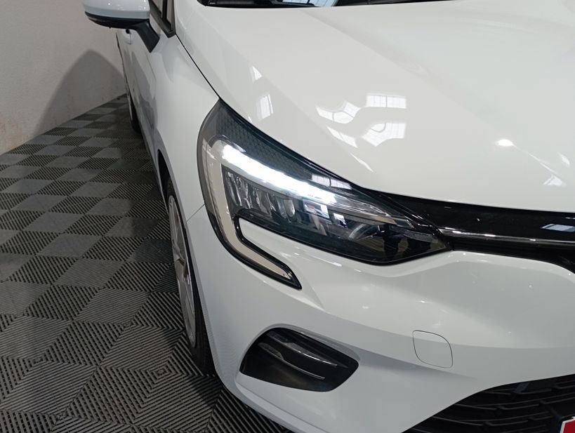 RENAULT CLIO V 2021 - Photo n°4