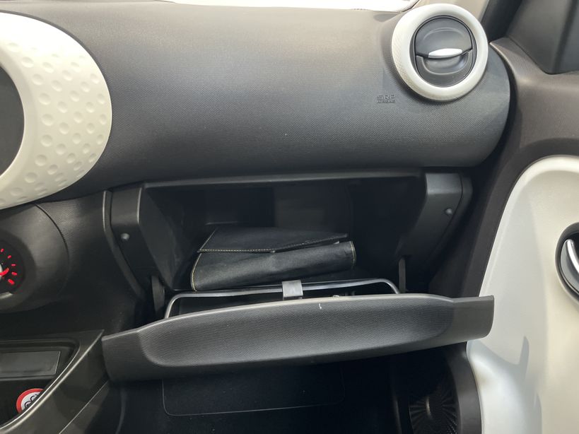 RENAULT TWINGO III 2020 - Photo n°23