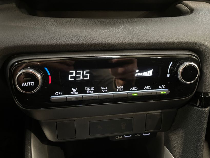 TOYOTA YARIS HYBRIDE 2025 - Photo n°20