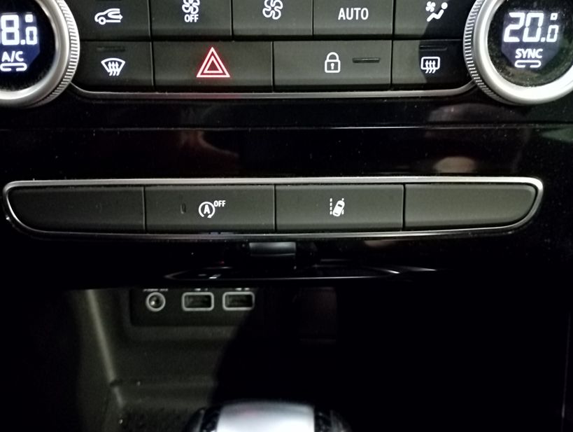 RENAULT MEGANE IV ESTATE 2021 - Photo n°23