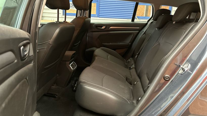 RENAULT MEGANE IV ESTATE 2021 - Photo n°10