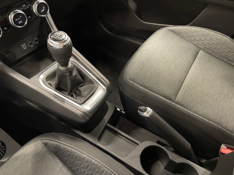 RENAULT CAPTUR 2022 - Photo n°23