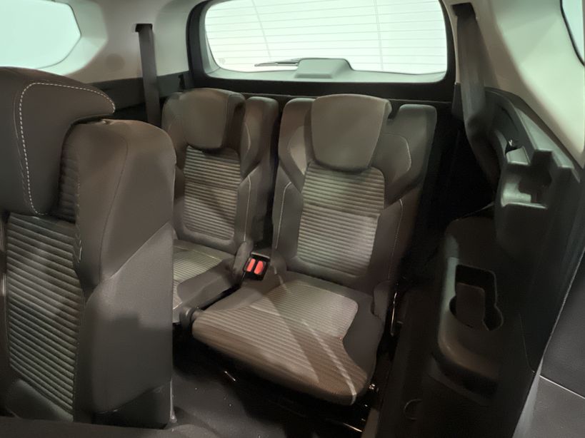 RENAULT GRAND SCENIC IV 2020 - Photo n°11