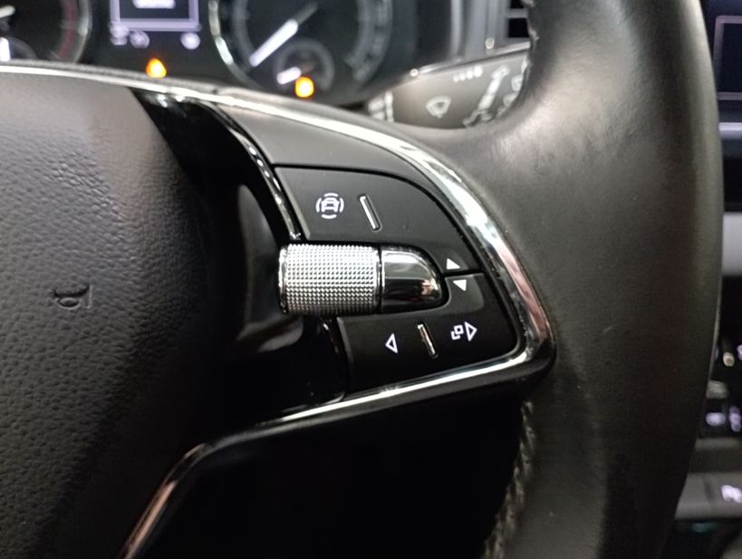 SKODA KAROQ 2022 - Photo n°27