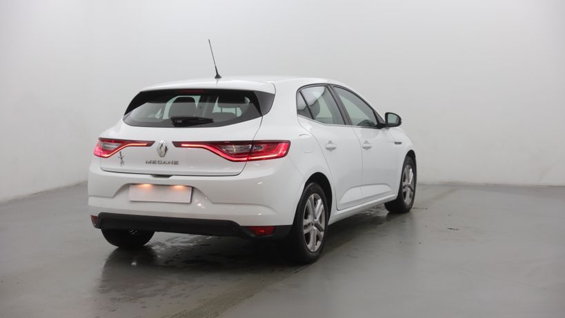 RENAULT MEGANE IV BERLINE BUSINESS 2019 - Photo n°5