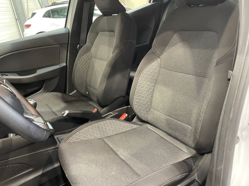 RENAULT CLIO V 2021 - Photo n°11