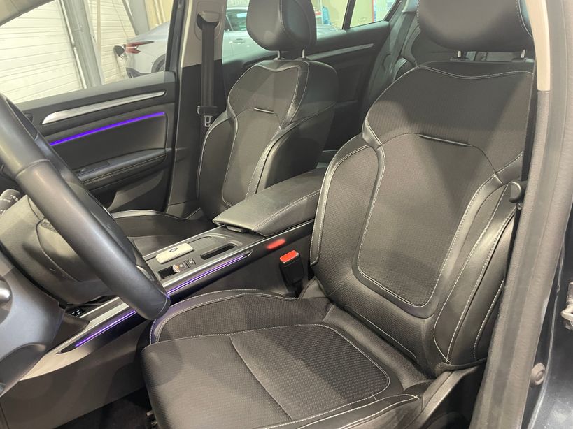 RENAULT MEGANE IV ESTATE 2023 - Photo n°11