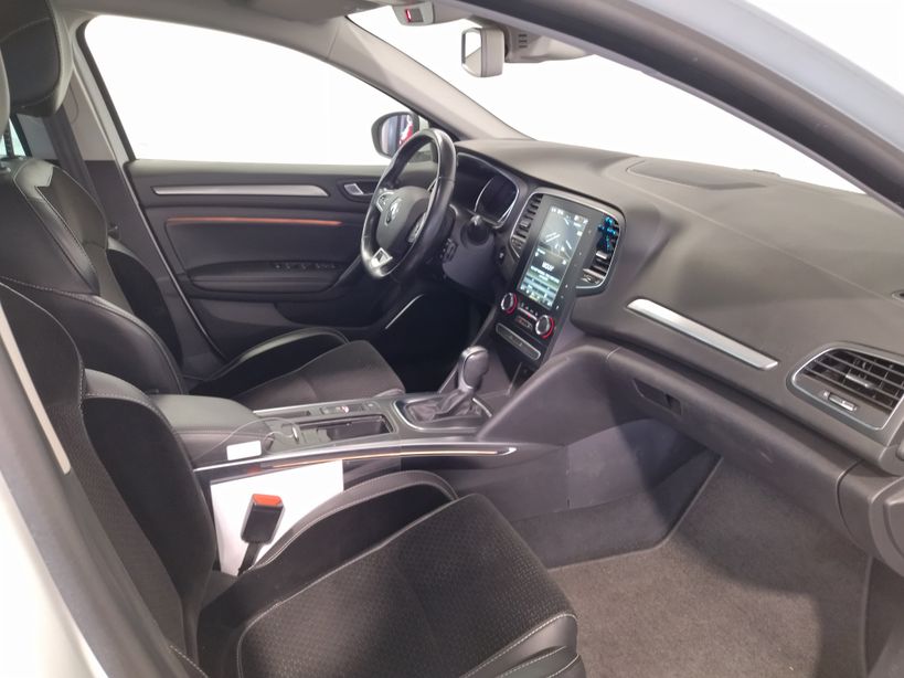 RENAULT MEGANE IV BERLINE 2018 - Photo n°8