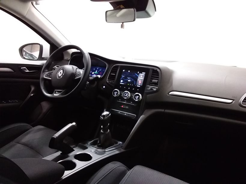 RENAULT MEGANE IV BERLINE 2020 - Photo n°11