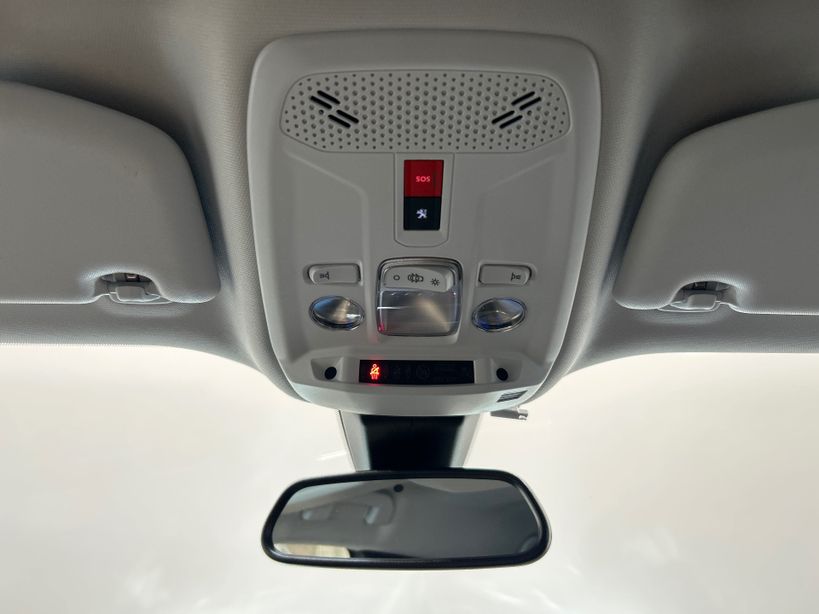 PEUGEOT 2008 BUSINESS 2021 - Photo n°22