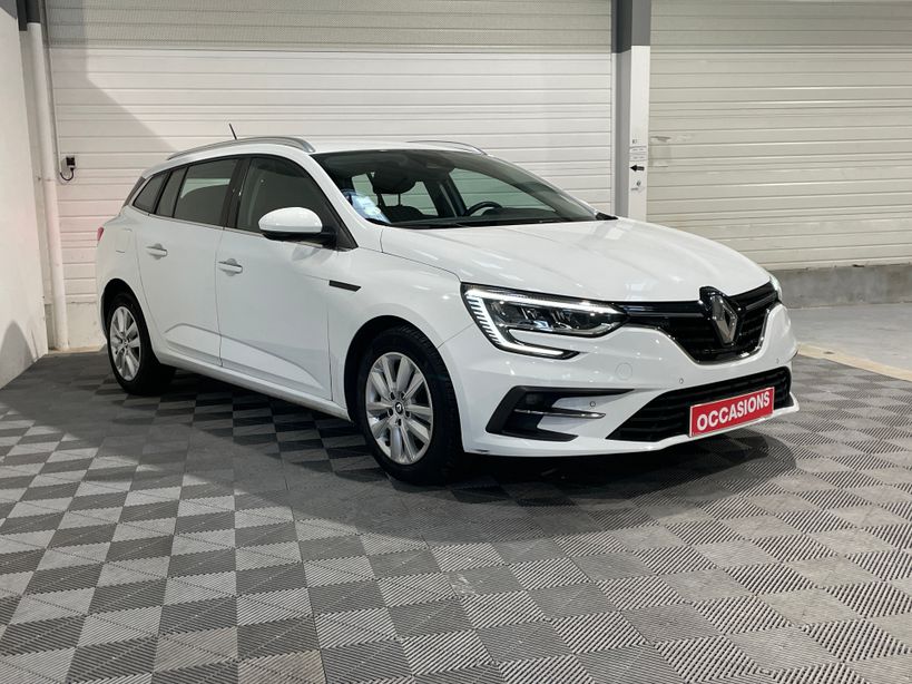 RENAULT MEGANE IV ESTATE 2022 - Photo n°3