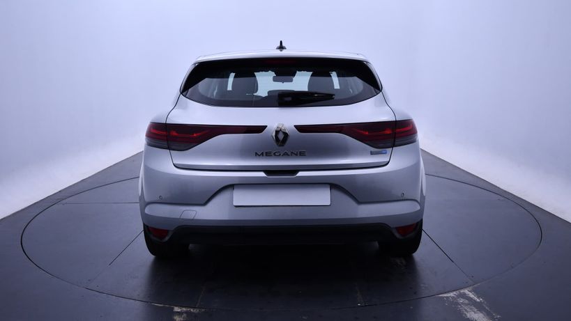 RENAULT MEGANE IV BERLINE 2021 - Photo n°5