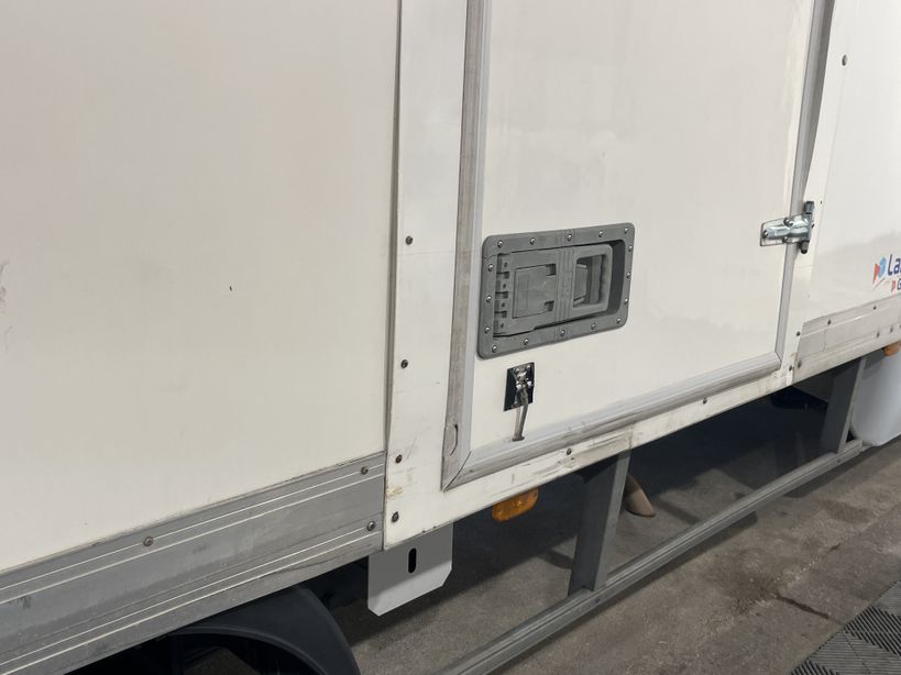 RENAULT MASTER 20M3 HAYON 2019 - Photo n°11