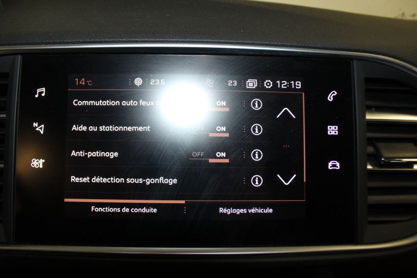 PEUGEOT 308 2019 - Photo n°18