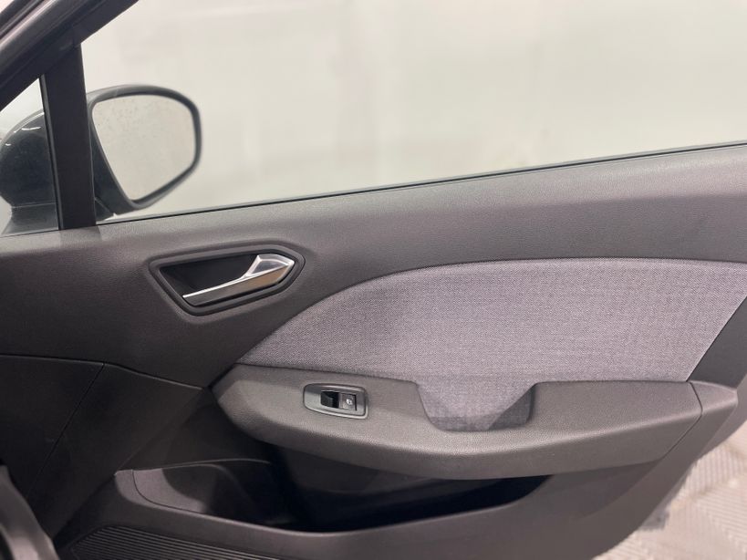 RENAULT CLIO V 2025 - Photo n°31