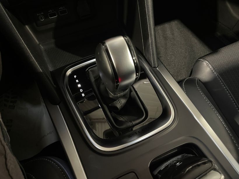 RENAULT MEGANE IV ESTATE 2022 - Photo n°32