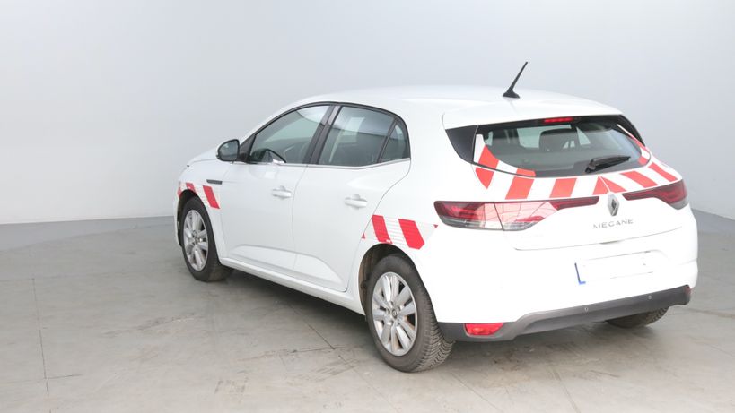 RENAULT MEGANE IV BERLINE 2021 - Photo n°3