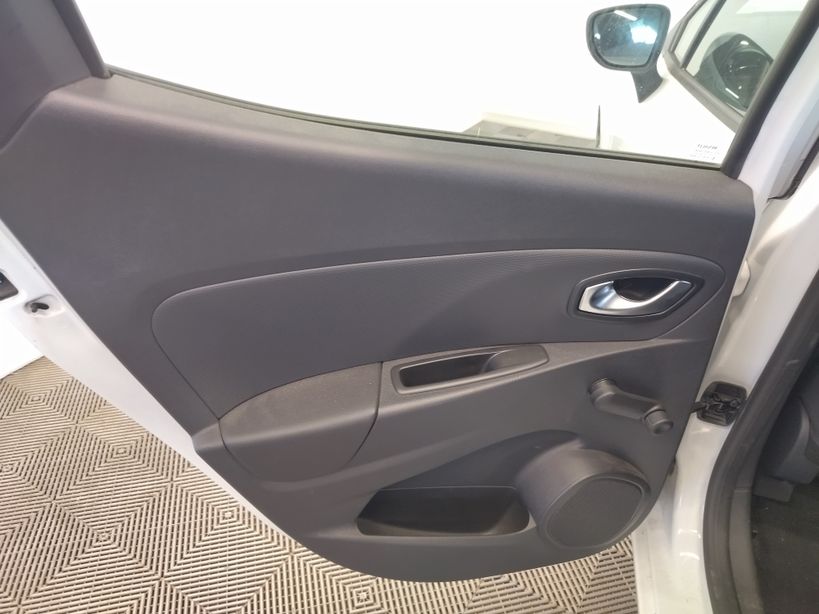 RENAULT CLIO IV BUSINESS 2018 - Photo n°18