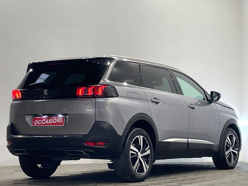 PEUGEOT 5008 2022 - Photo n°3