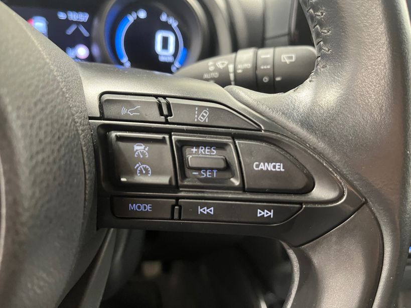 TOYOTA YARIS HYBRIDE MY20 2022 - Photo n°13