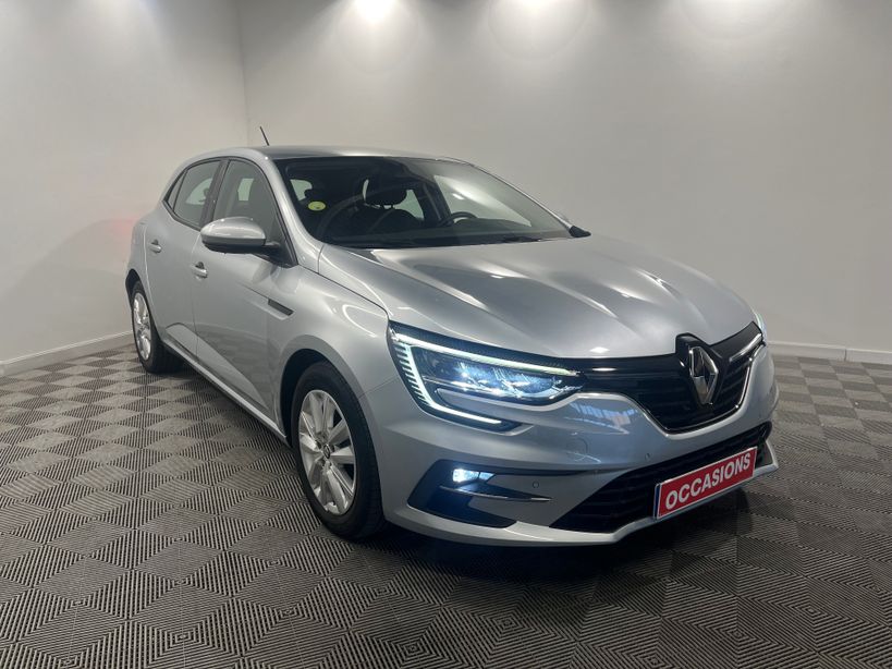 RENAULT MEGANE IV BERLINE 2022 - Photo n°3