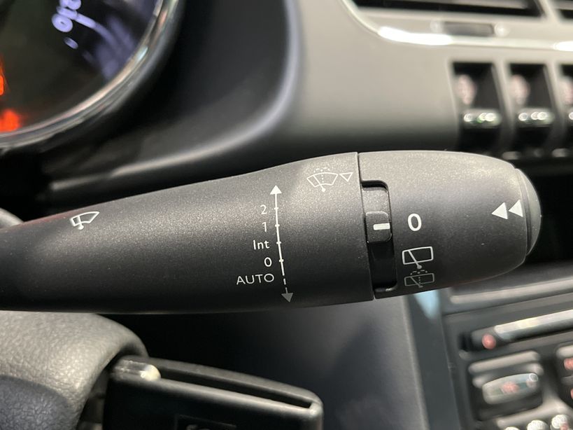 PEUGEOT 3008 2015 - Photo n°24