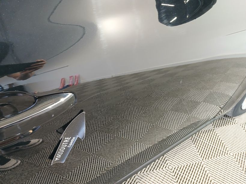 RENAULT MEGANE IV BERLINE 2022 - Photo n°16