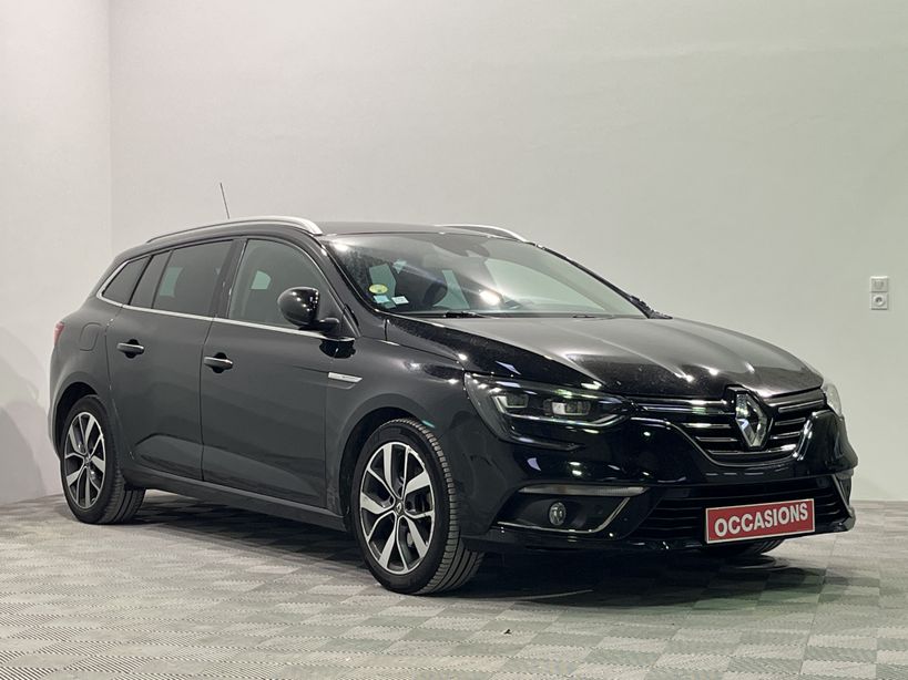 RENAULT MEGANE IV ESTATE 2017 - Photo n°2
