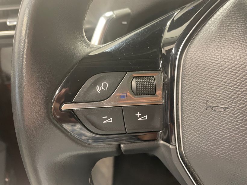 PEUGEOT 5008 2021 - Photo n°15