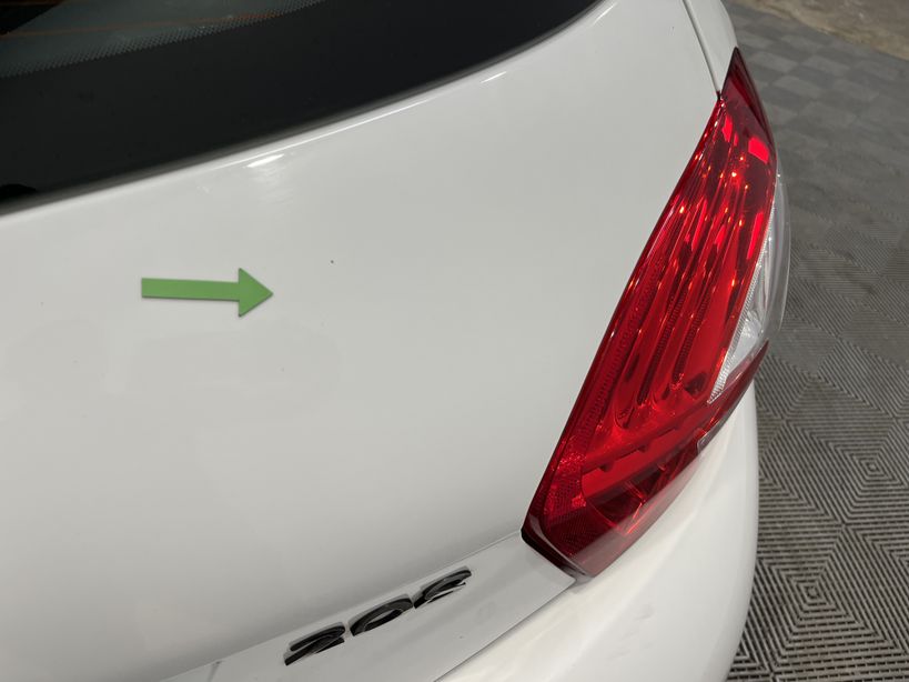 PEUGEOT 208 2013 - Photo n°10