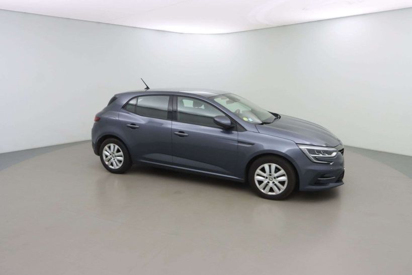 RENAULT MEGANE IV BERLINE 2022 - Photo n°4