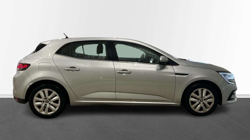 RENAULT MEGANE IV BERLINE 2021 - Photo n°14