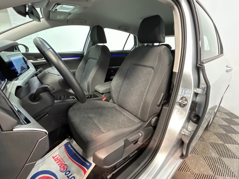 VOLKSWAGEN GOLF 2021 - Photo n°9