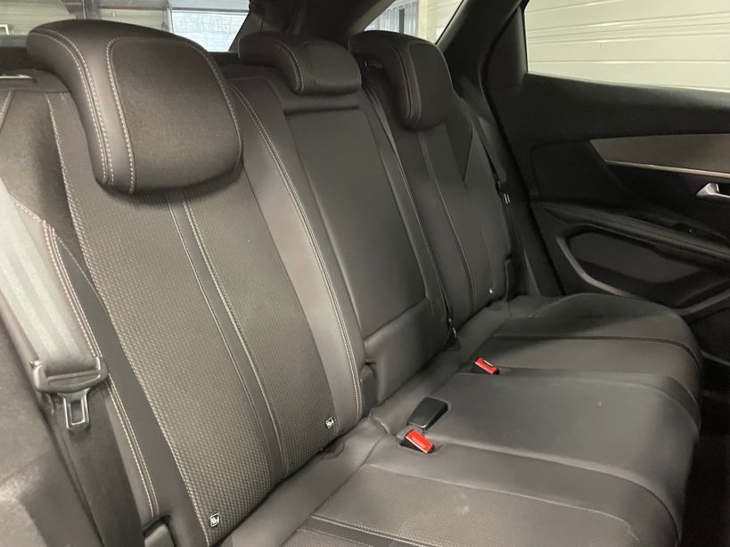 PEUGEOT 3008 2023 - Photo n°13