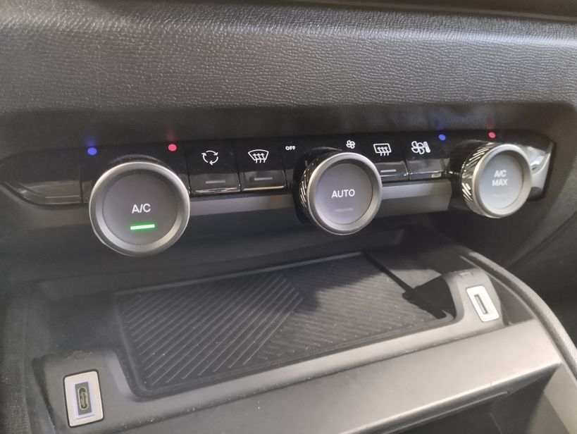 CITROEN C4 X 2023 - Photo n°23