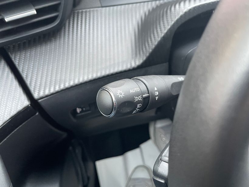 PEUGEOT 2008 2024 - Photo n°32