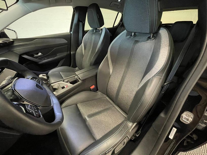 PEUGEOT 308 2023 - Photo n°11