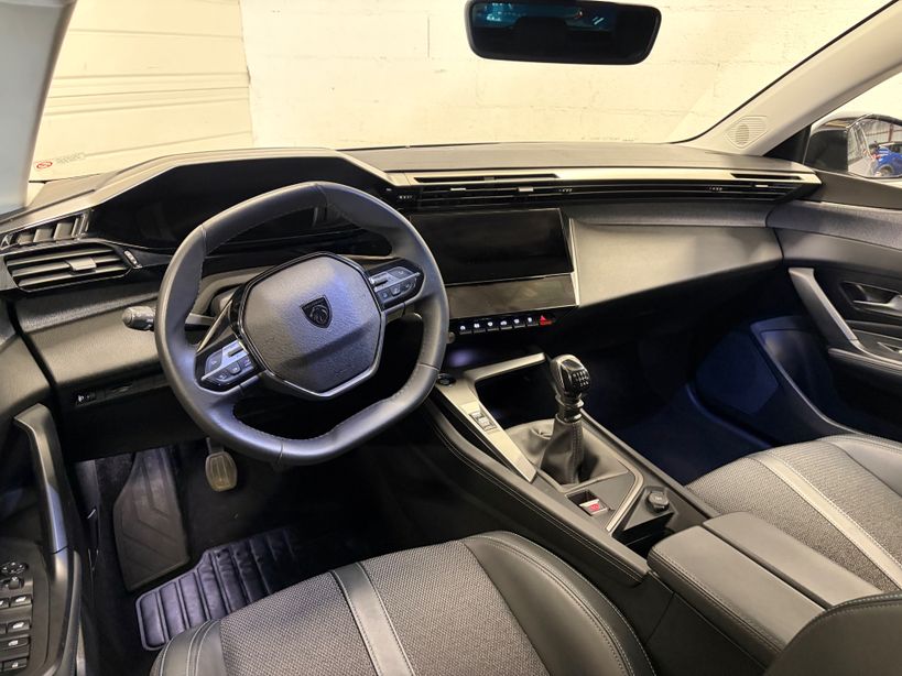 PEUGEOT 308 2023 - Photo n°13