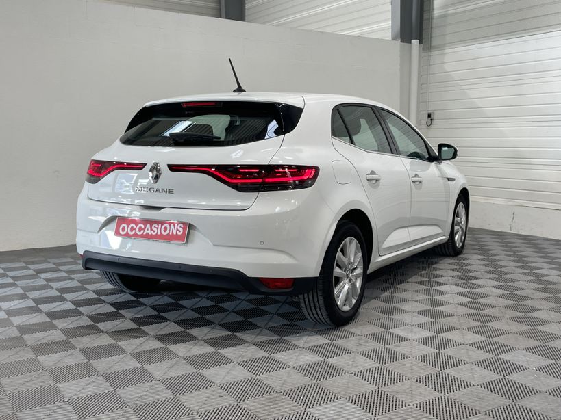 RENAULT MEGANE IV BERLINE 2021 - Photo n°5