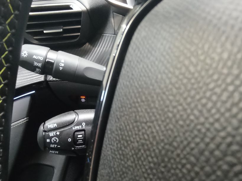 PEUGEOT 208 2020 - Photo n°26