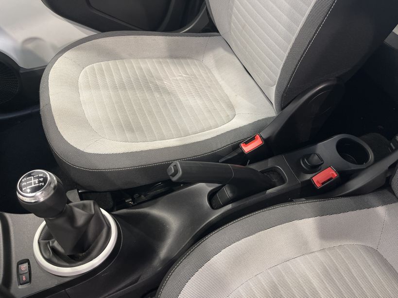 RENAULT TWINGO III 2021 - Photo n°18