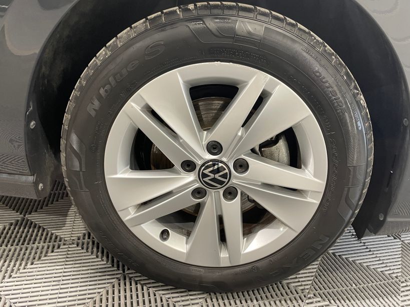 VOLKSWAGEN GOLF 2022 - Photo n°42