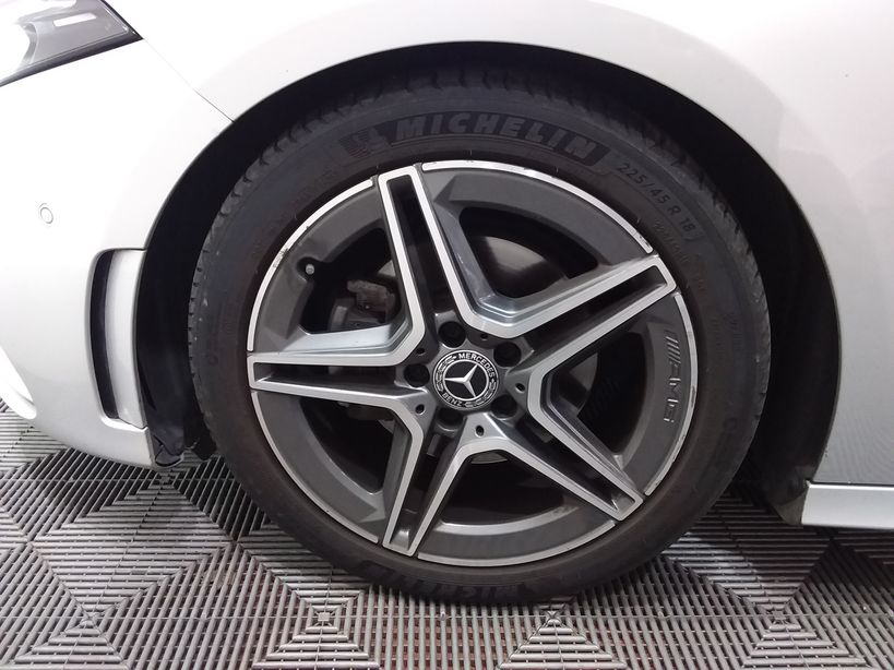 MERCEDES CLASSE A 2021 - Photo n°3